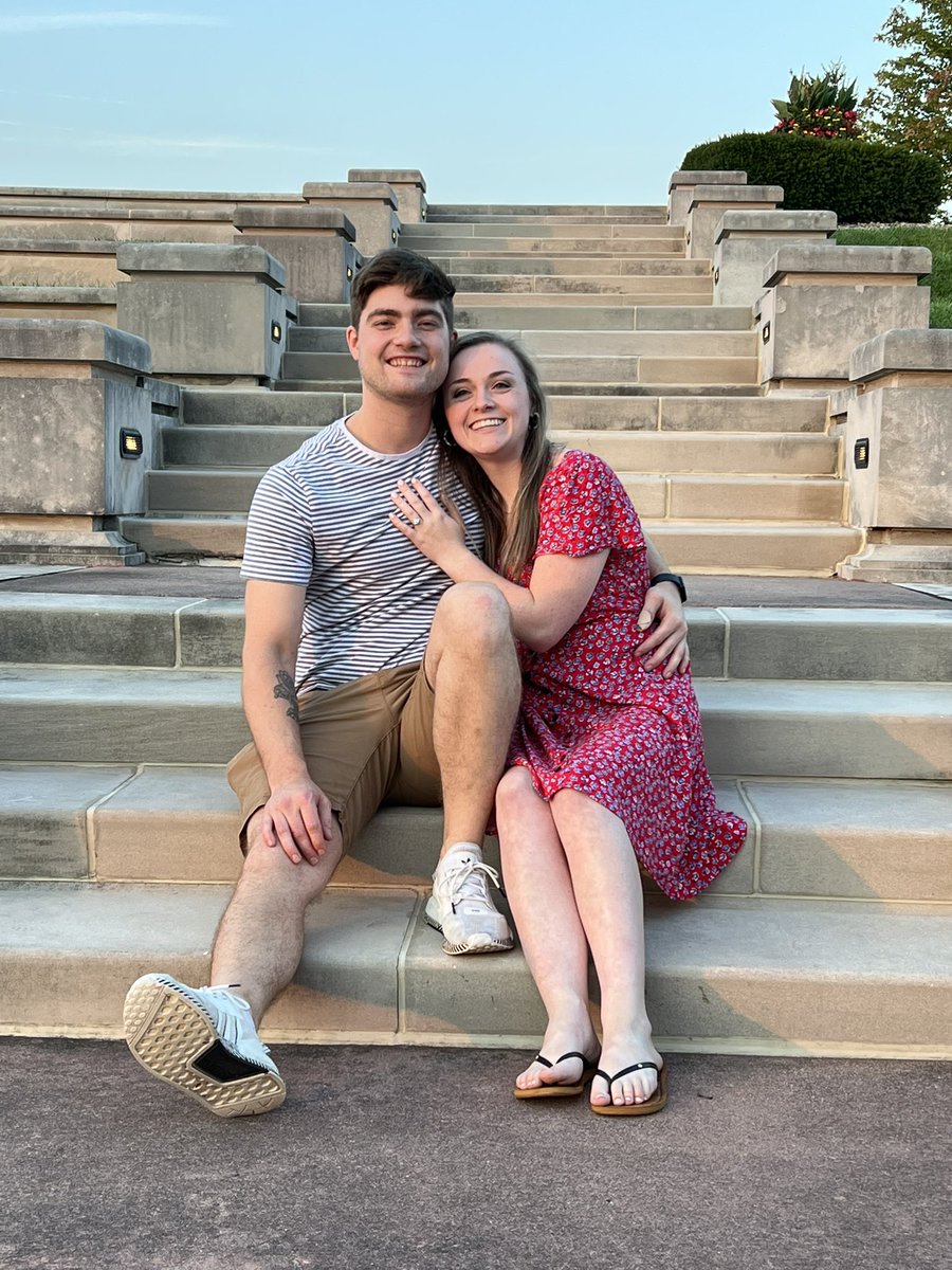 xCicsDesigns's tweet photo. I’m getting married bitches!!!!! https://t.co/vY5S1bgR7O