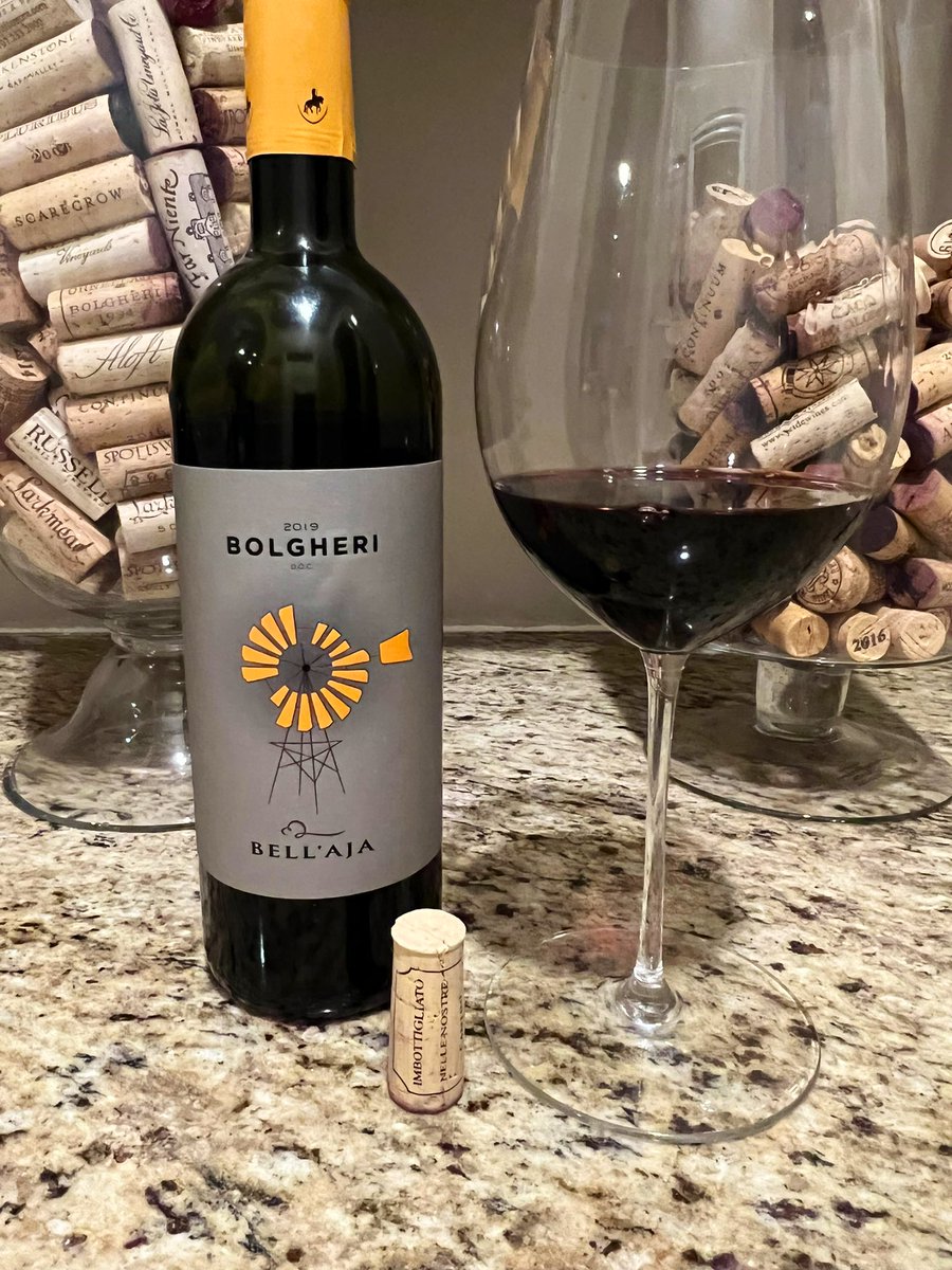 Friday night 2019 Bell’aja by San Felice
60% Merlot 40% Cabernet Sauvignon 

Cheers friends