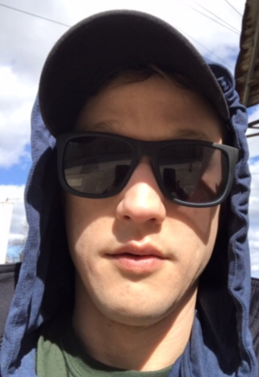 cabowm02's tweet photo. #chris https://t.co/3N7ytYLRYA