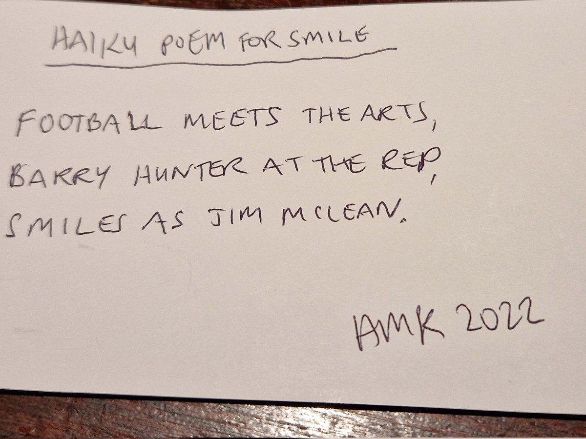 MsHev74's tweet photo. A wee haiku poem I wrote tonight about the fabulous play Smile @DundeeRep @HunterJbarrie #DUFC #haiku #scottishfootball https://t.co/jVn66JreNX