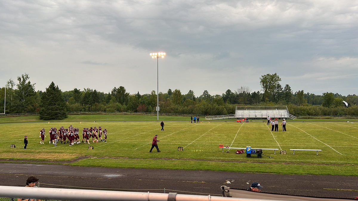 Y101WUPY's tweet photo. HALFTIME:

Ontonagon (2-1): 0, North Central (3-0): 54

#MHSAA #UPFootball https://t.co/Duau53DNqz