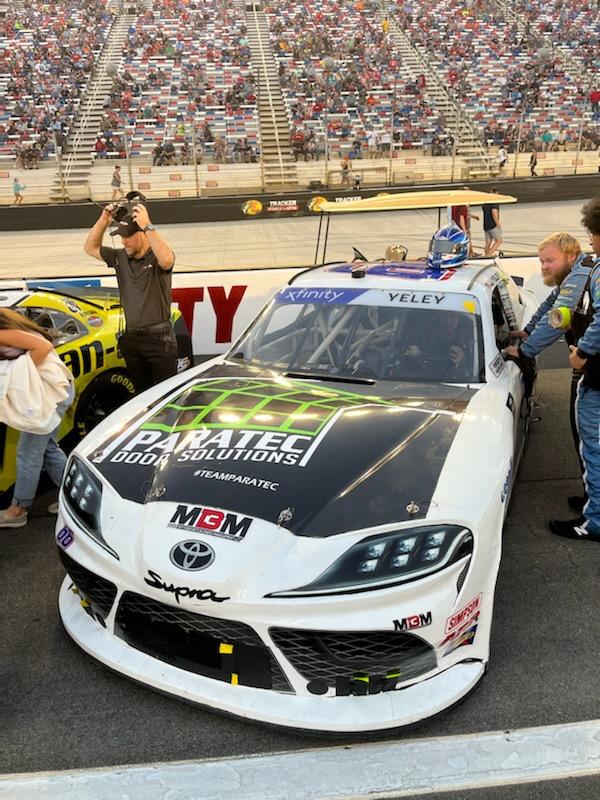 MBMMotorsports's tweet photo. Stage 1 in the books, P23. We ran in 18th for several laps before some of the cars on fresher tires got to us. Air pressure and track bar adjustments coming.
#ParatecDoorSolutions #TeamFarrell https://t.co/Vp4ck6HtGM #FoodCity300 #NASCAR https://t.co/y7SIFPnjfi