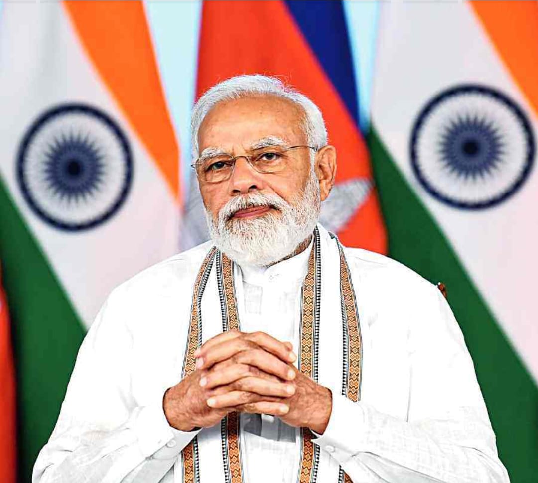 SuvenduWB's tweet photo. Warm Birthday Greetings and pranaam to the most admired &amp; trusted leader of India; Hon'ble PM Shri @narendramodi Ji.
Your brilliant leadership has enhanced India's stature globally.
I pray for your good health and long life in service of our nation. https://t.co/Sk2dm07PDR