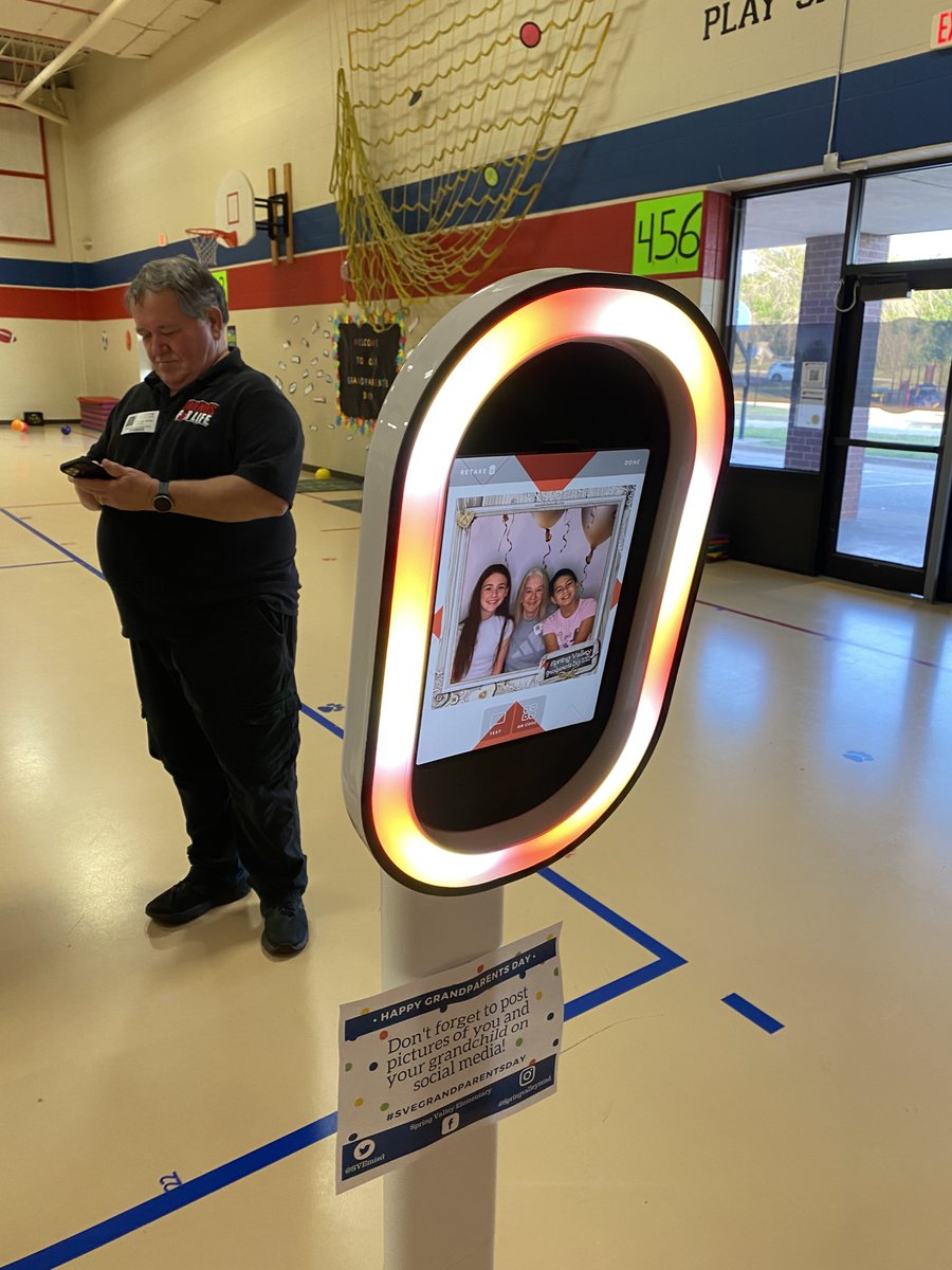 Spring Valley Elem tweet media