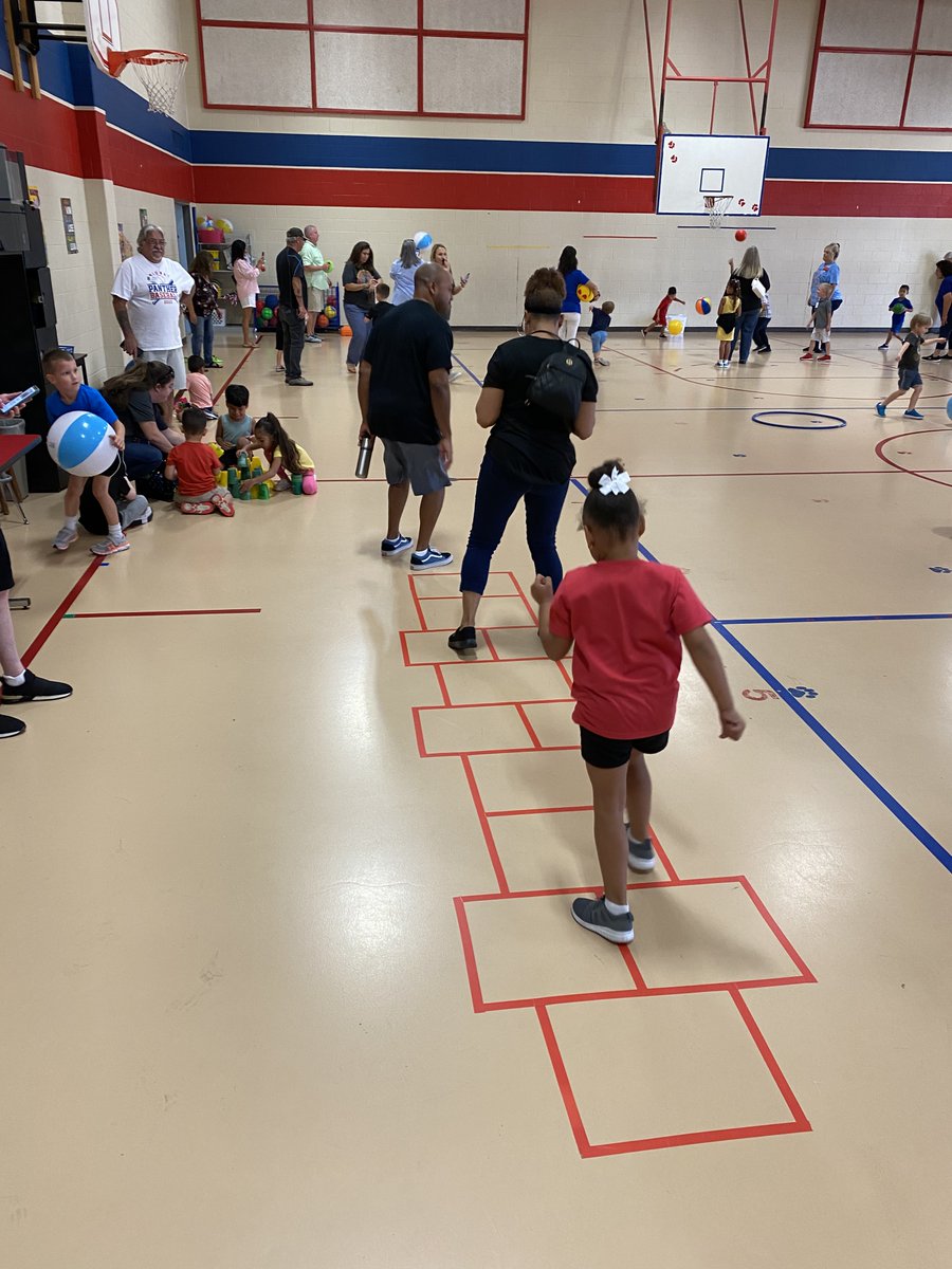 Spring Valley Elem tweet media