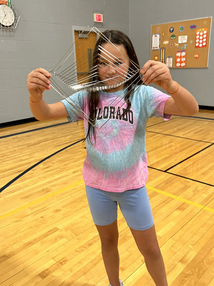 MichikaLinton's tweet photo. 5th grade had so much fun with the STEAM Arcade! Learning and playing at the same time is the best. @USD449 https://t.co/V7Ag3rpbZI