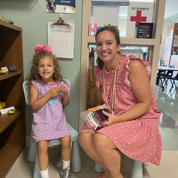 Jane Mills tweet media