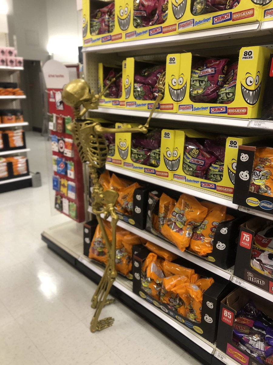 blairsky24's tweet photo. Random Target shopper for the win. https://t.co/z1wXLTwRH1