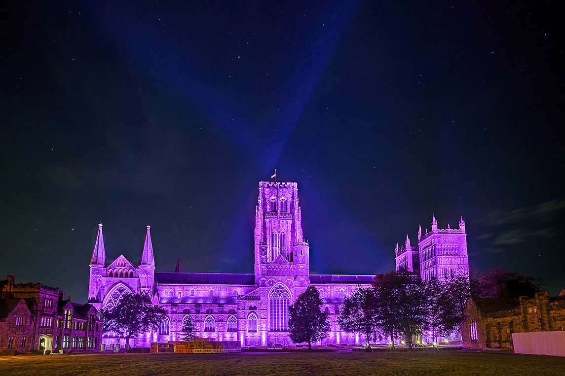 ChunAlan's tweet photo. Durham Cathedral lit up in purple as a tribute to Her Majesty Queen Elizabeth II #QueensTribute #LitUpInPurple #DurhamCathedral #CountyDurhamHour #NightPhotography https://t.co/mZY2PtD8J1