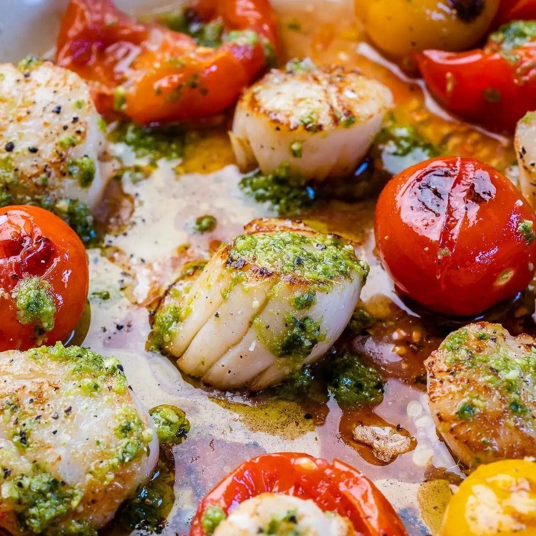 Lowcarbjiji's tweet image. Seared Scallops with Homemade Pesto + Cherry Tomatoes 😍😍😍

🙋Don’t forget to Get FREE eBook 🎁📩 "365 Days of Keto low carb recipes" are available in the link in my bio 👆👆 Credit 🎥cleanfoodcrush

#ketodieting #ketochef #ketolunchideas #ketofoodideas #ketopaleo #ketosupport
