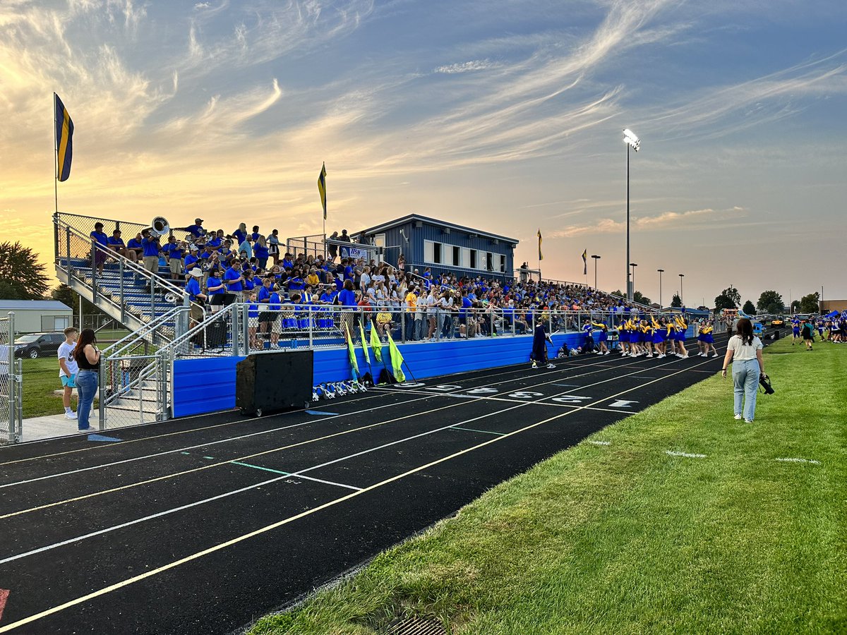 tritontrojans's tweet photo. 🏈 end of 3rd Triton 35 Culver Comm. 0 #HNAC https://t.co/YlwwrqgrTJ