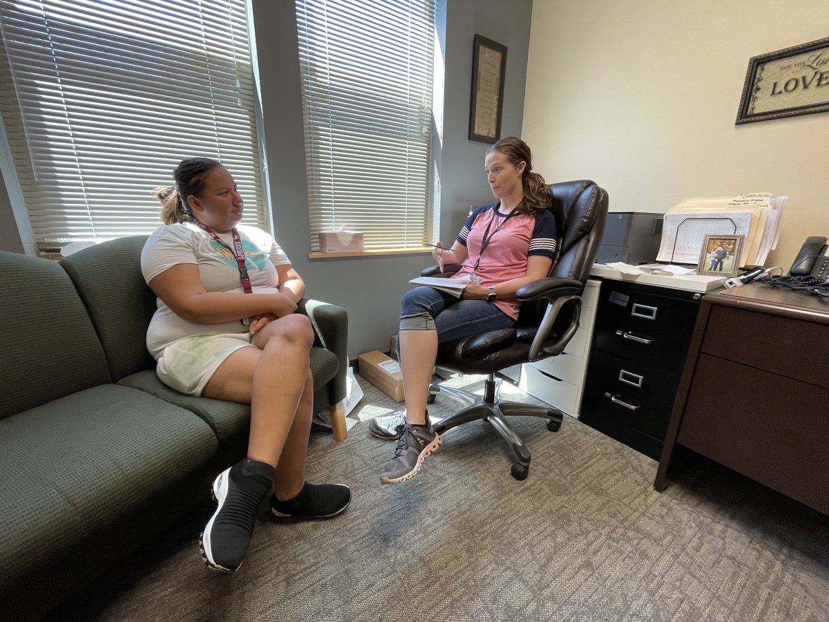 pdxmission's tweet photo. Trusting relationships and a healthy community are necessary to successfully address the root causes of homelessness. That is why every service offered by Portland Rescue Mission is provided with a view to developing relationships and drawing people into a healthy community. https://t.co/XyFNXBuRRy