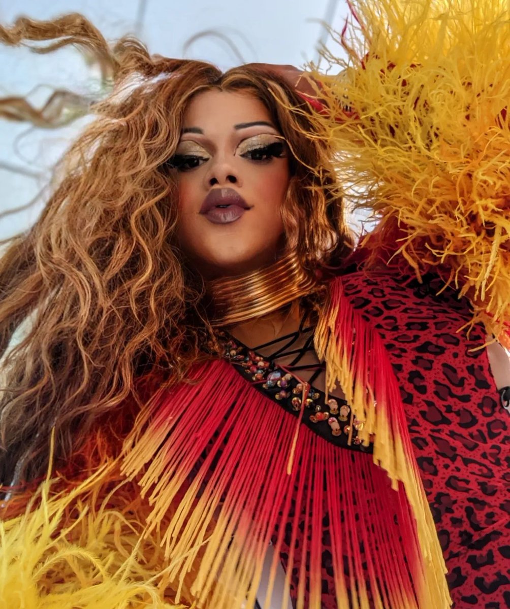 ONE MORE NIGHT until Batty Banks and the rest of our STUNNING QUEENS take the stage at the Vogue Theatre for an EPIC #ByeFeliciaYVR PARTY! 💋

Tickets are still available for this all-ages event - buy them now! 
linktr.ee/byefeliciayvr