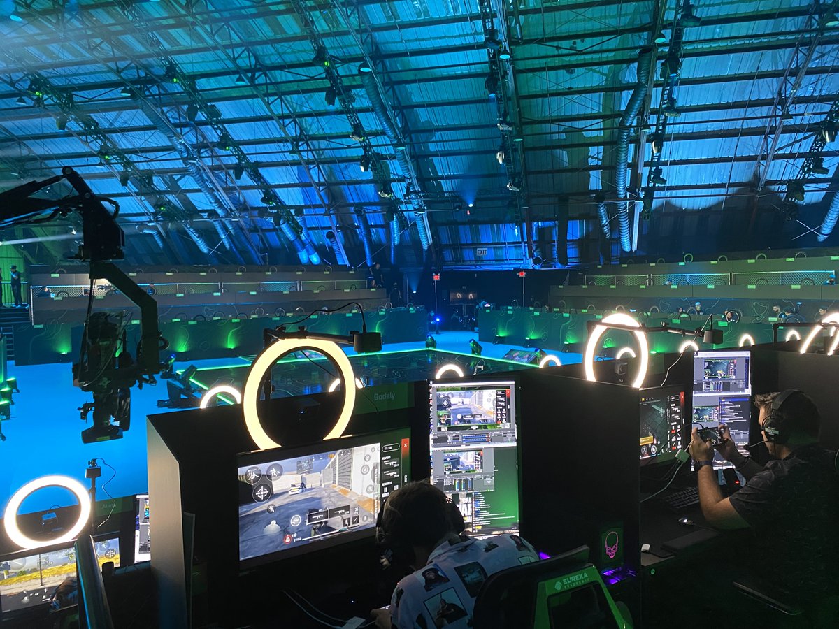 TreeOhNyan's tweet photo. Still can’t believe I was able to be a Stream Tech at #CODNext yesterday. As a lifetime CoD fan, it was a dream come true, and I’m grateful for the opportunity.

The whole team was great and I can’t believe we were able to pull off something as amazing as this! https://t.co/UlskPfRkZK