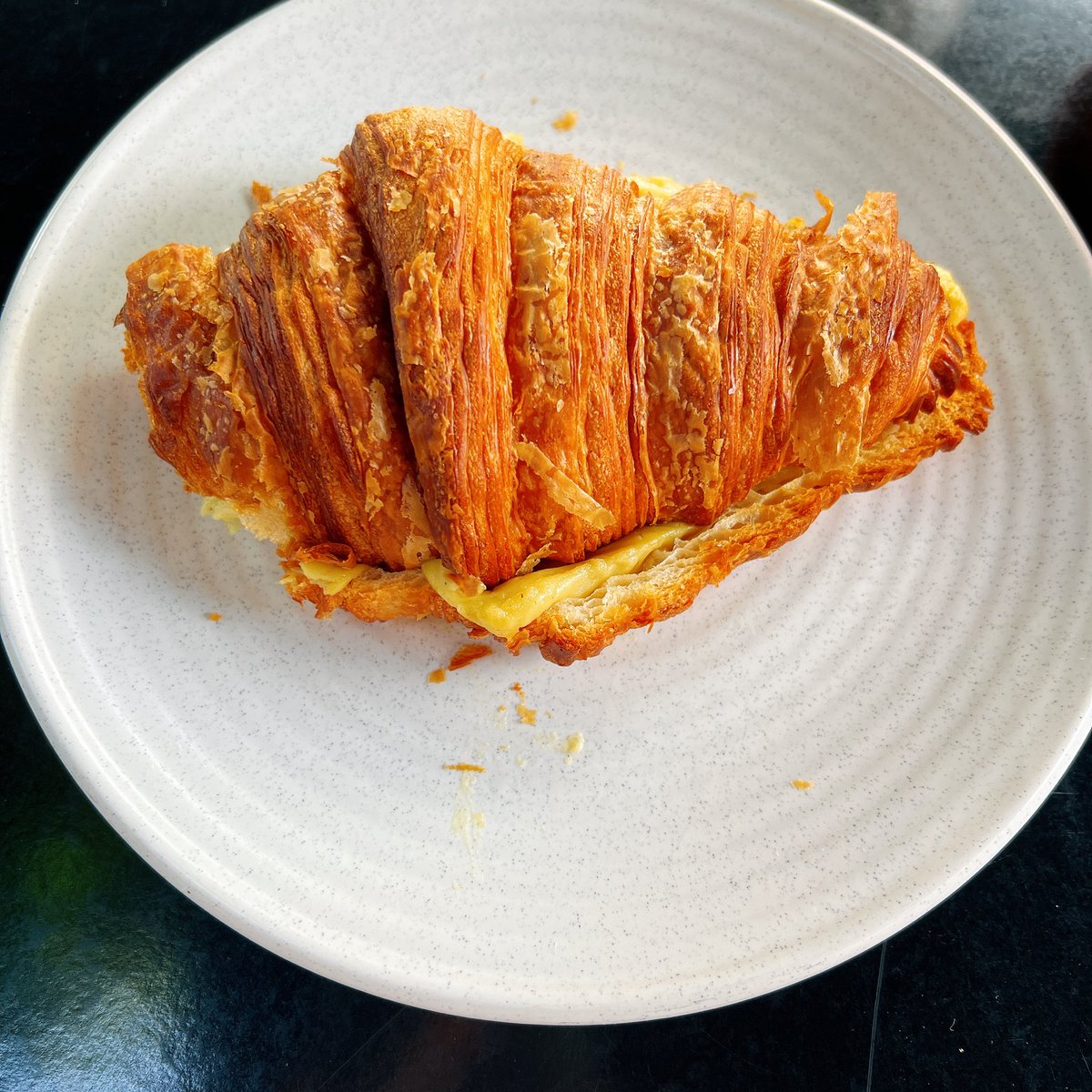 When in Glebe....  brekkie at a vegan patisserie is de rigeur. Also de-licious. 

Thanks Oh My Days!!