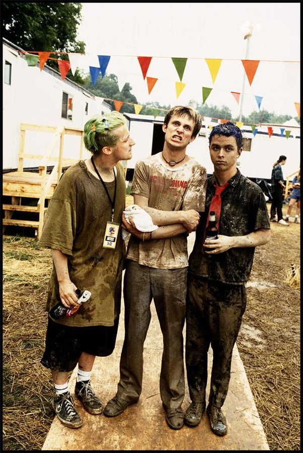 crockpics's tweet photo. Green Day at Woodstock, 1994. Photo by Danny Clinch. https://t.co/ZwVqclx3zZ