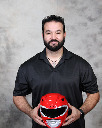 Feliz 48ºaniversário para Austin St. John. Ele é conhecido por seu ...