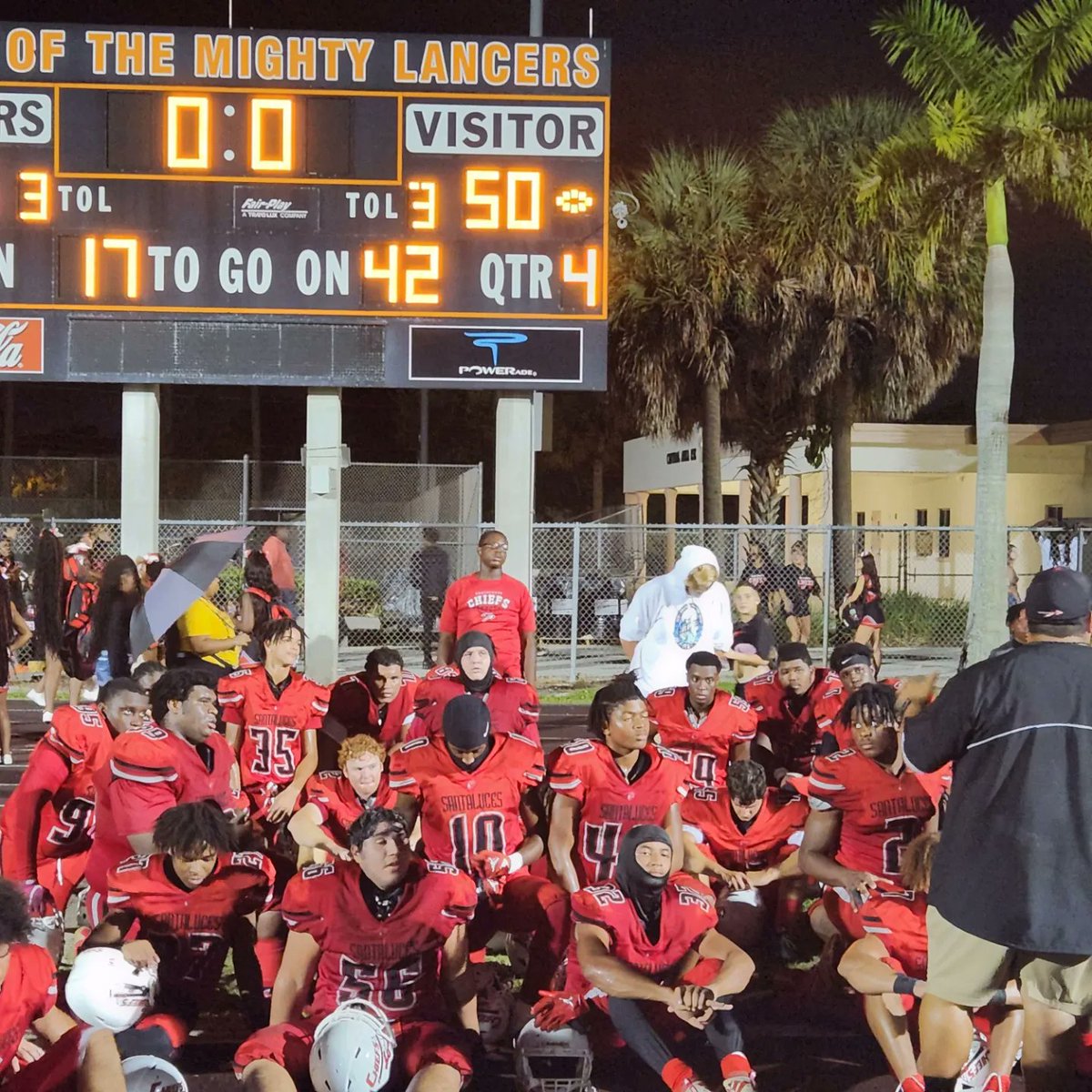 Santaluces_Athl's tweet photo. Another Santaluces Victory!! @Santaluces_Athl @ESPNWestPalm @CoachPutmon @iRepCoaches @SantalucesHS @FootbSantaluces https://t.co/J51FOf99x4