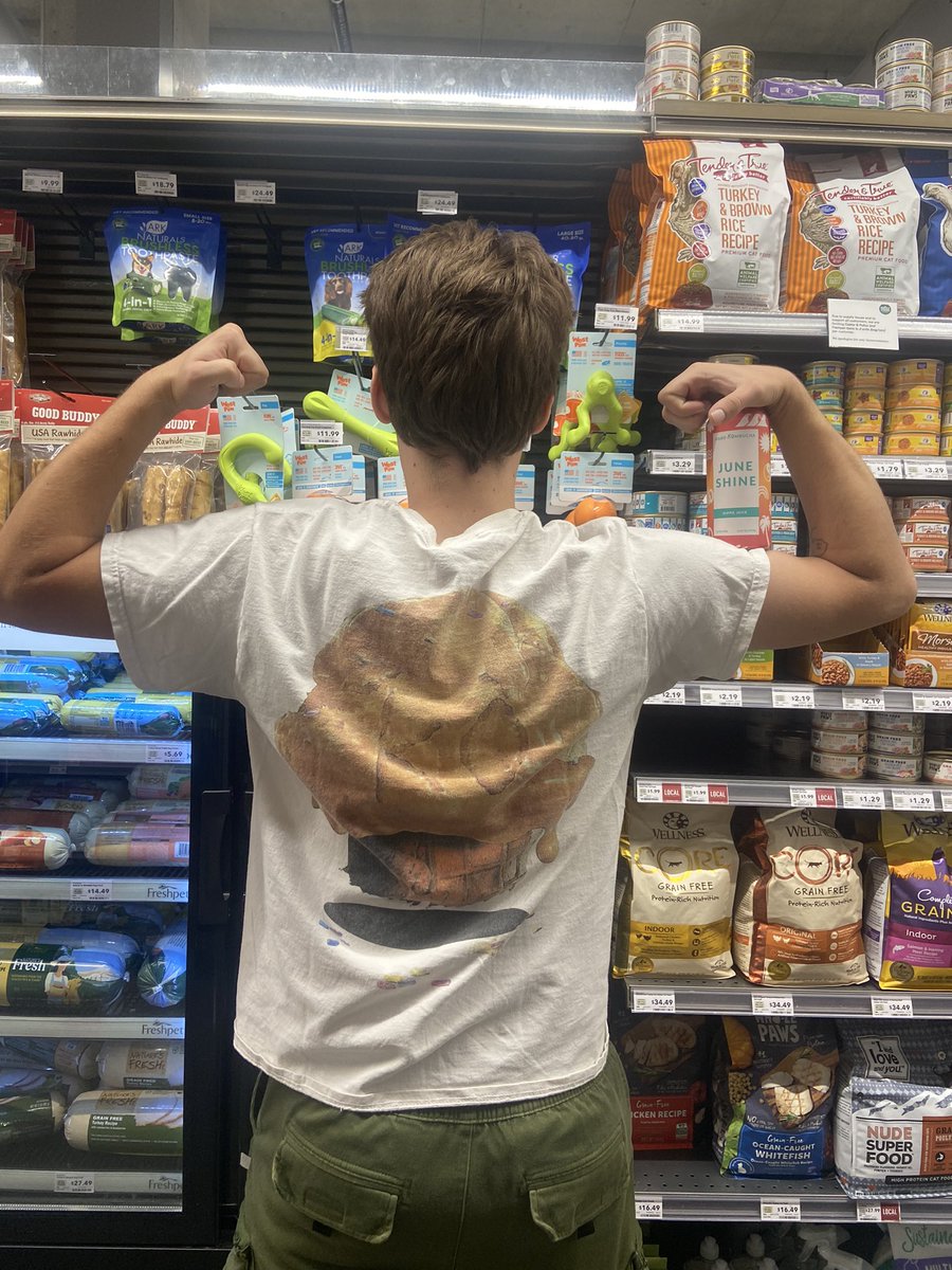 juliajohn92's tweet photo. the merch and bev @codyko and the ASS https://t.co/MZQVJr8eWG