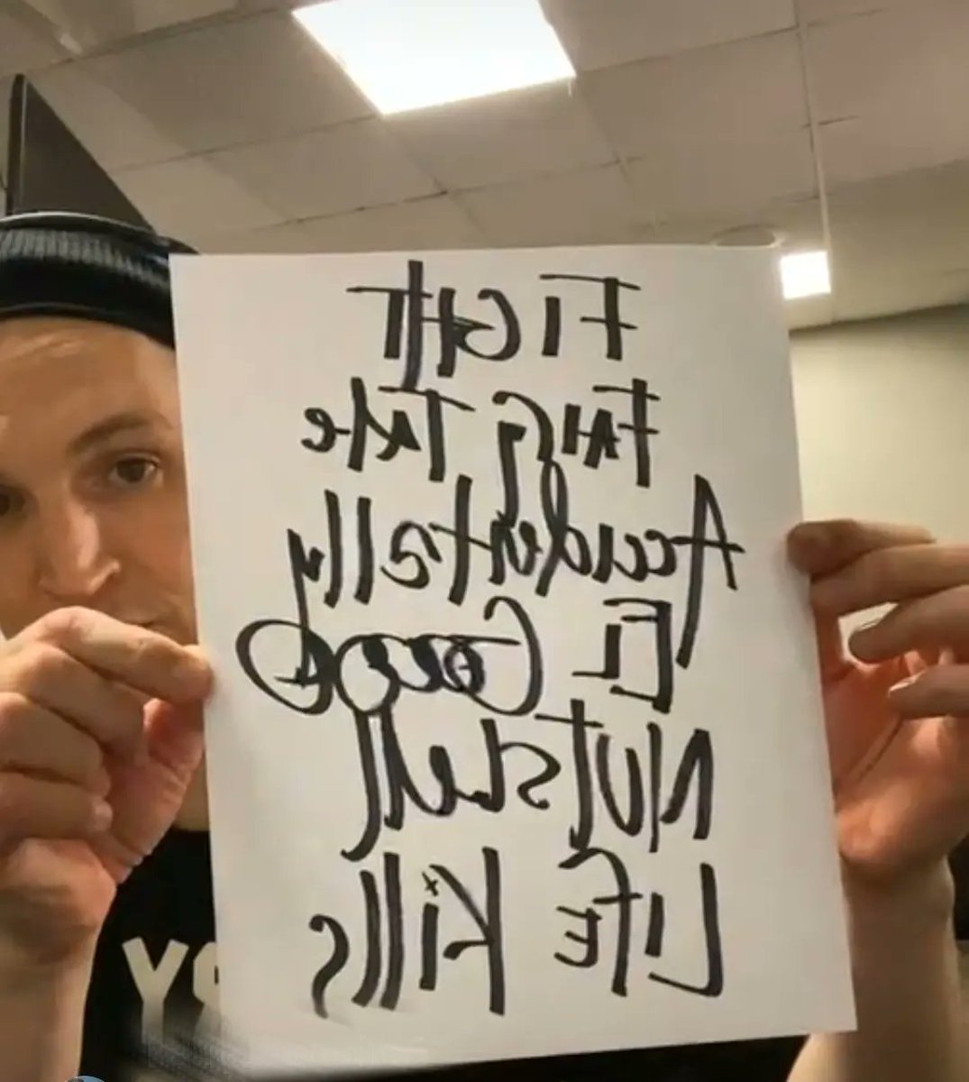joshkbrasil's tweet photo. MEU DEUS JOSH!!!👏🏼❤️
@Pluralone1 fez um show incrível em Nashville, um excelente setlist, e ainda levou Matt Cameron, Mike McCready e Jeff Ament pro palco!
Aí o coração não aguenta..
🥲❤️🔥
#joshklinghoffer #pluralone #Joshinho #pearljam #jeffament #mikemccready https://t.co/UDZYCnrsa9