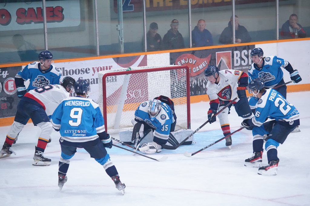 Ice Wave Media 🥅 (@icewavemediamb) on Twitter photo The Nighthawks were this close to their 1st goal in franchise history, but Cole Plowman said no way…
<a href="/MJHLNighthawks/">MJHLNighthawks</a> <a href="/MJHLPistons/">Steinbach Pistons</a> <a href="/mjhlhockey/">MJHL</a> The Nighthawks were this close to their 1st goal in franchise history, but Cole Plowman said no way…
<a href="/MJHLNighthawks/">MJHLNighthawks</a> <a href="/MJHLPistons/">Steinbach Pistons</a> <a href="/mjhlhockey/">MJHL</a>