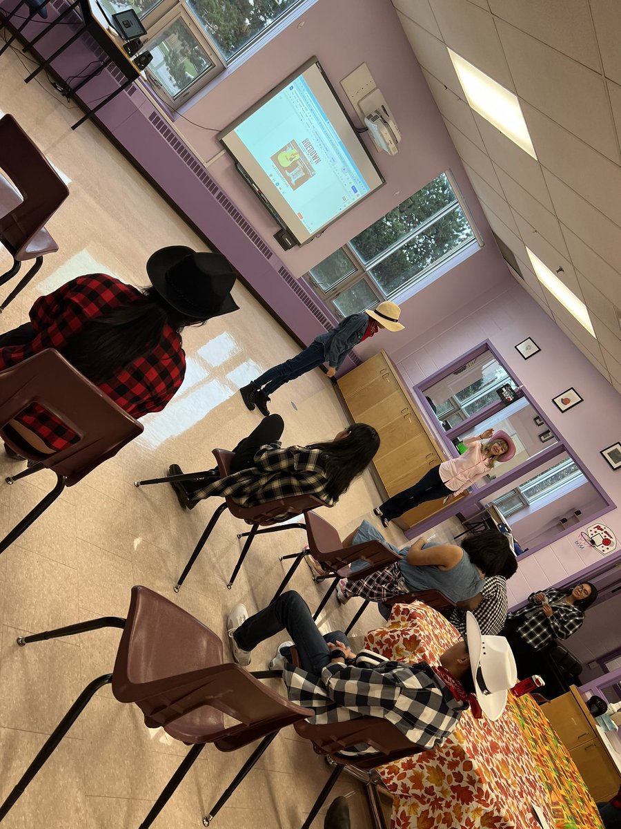 StE’s StudentServices tweet media