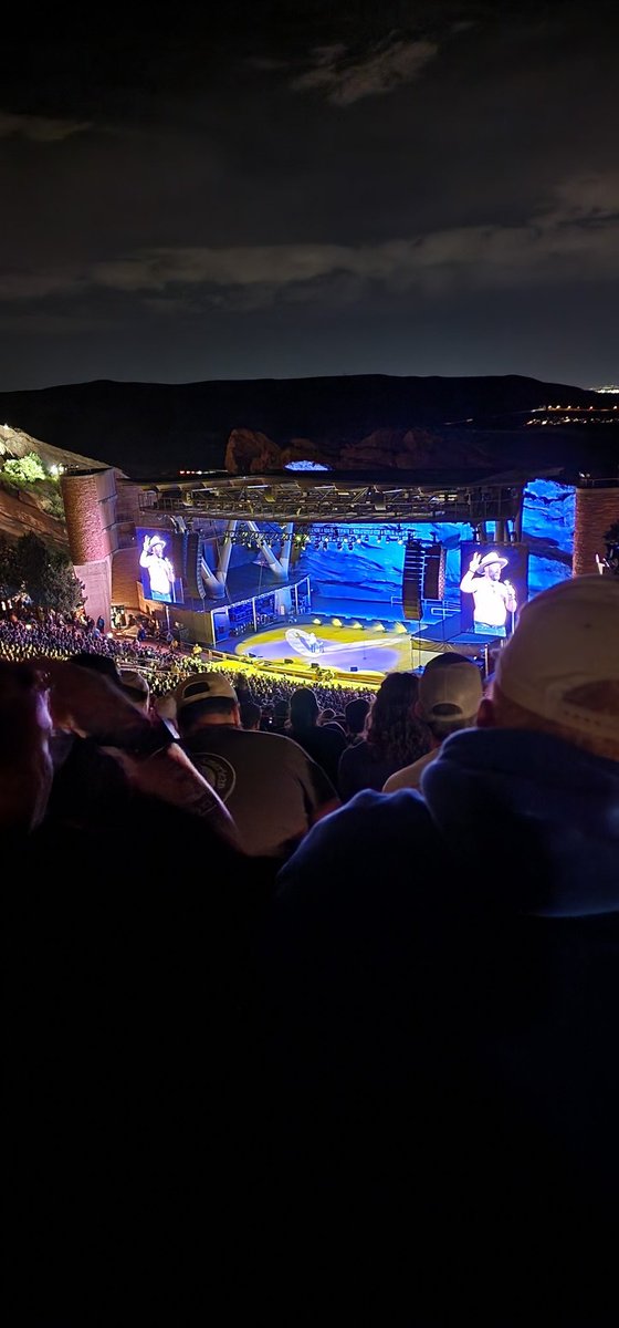 bsutula28's tweet photo. Took a little road trip this week. Got to see the Garden of the Gods and Pikes Peak. Saw one of my favorite comedians at Red Rocks. Visited Crazy Horse, Mount Rushmore and Deadwood. These are just a few of my favorite pics. #roadtripping #midwestlife https://t.co/5GX1ke1kGe