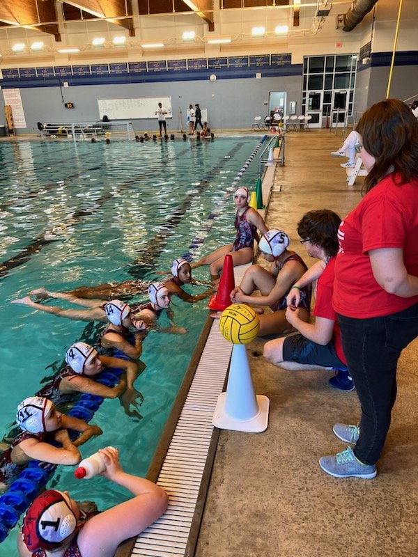 CySpringsSwim's tweet photo. Strong finish to the first round robin of district play with a 13-1 victory for the girls and a 14-4 victory for the boys over Cy Park. Both teams are now 2-3 on the season. 

Great to see a strong fan section with some panther teachers and students! Go Panthers! #alldayeverday https://t.co/a9YWxdwL80