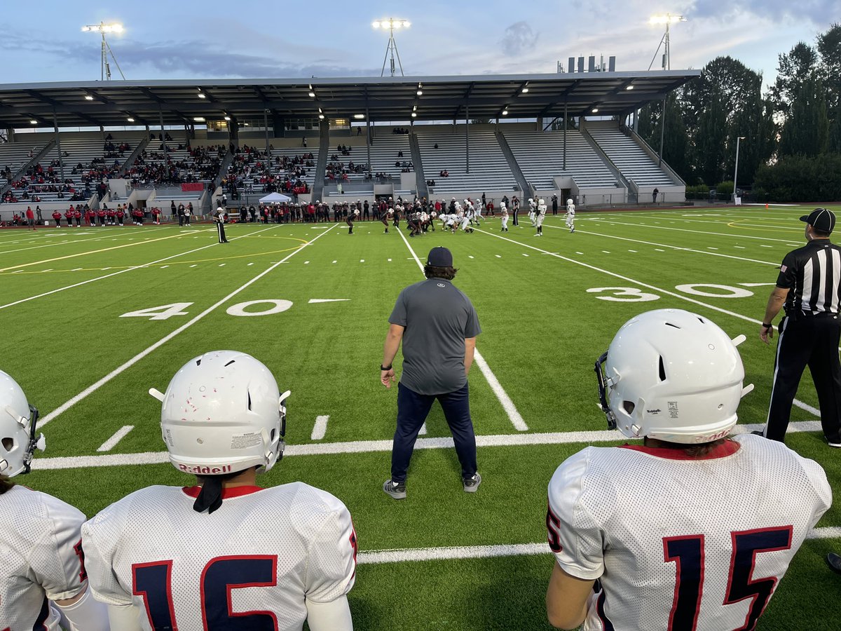 Underway at Renton Stadium for Lindbergh vs Renton. #LHS50years