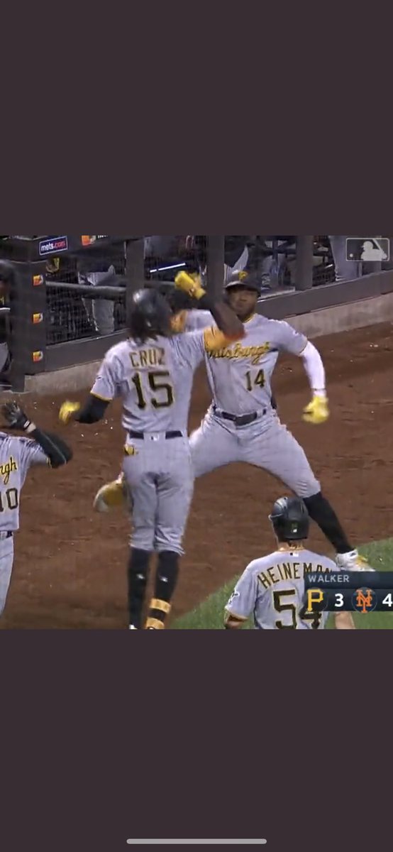 Ryley_mcdowell's tweet photo. @Pirates Who’s got a photo of this?🤞🏻 https://t.co/NSlr1yTIav