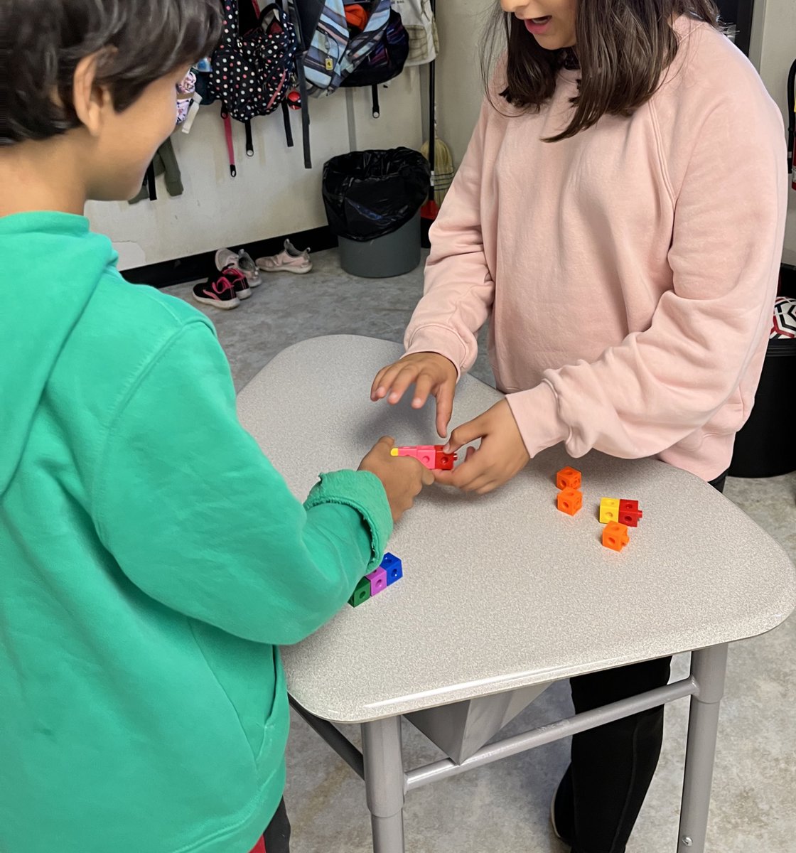 Martha Lippert tweet media