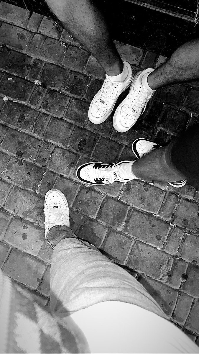 BoudelebM's tweet photo. Uno we stay loading 🧡 https://t.co/stX3RldS20