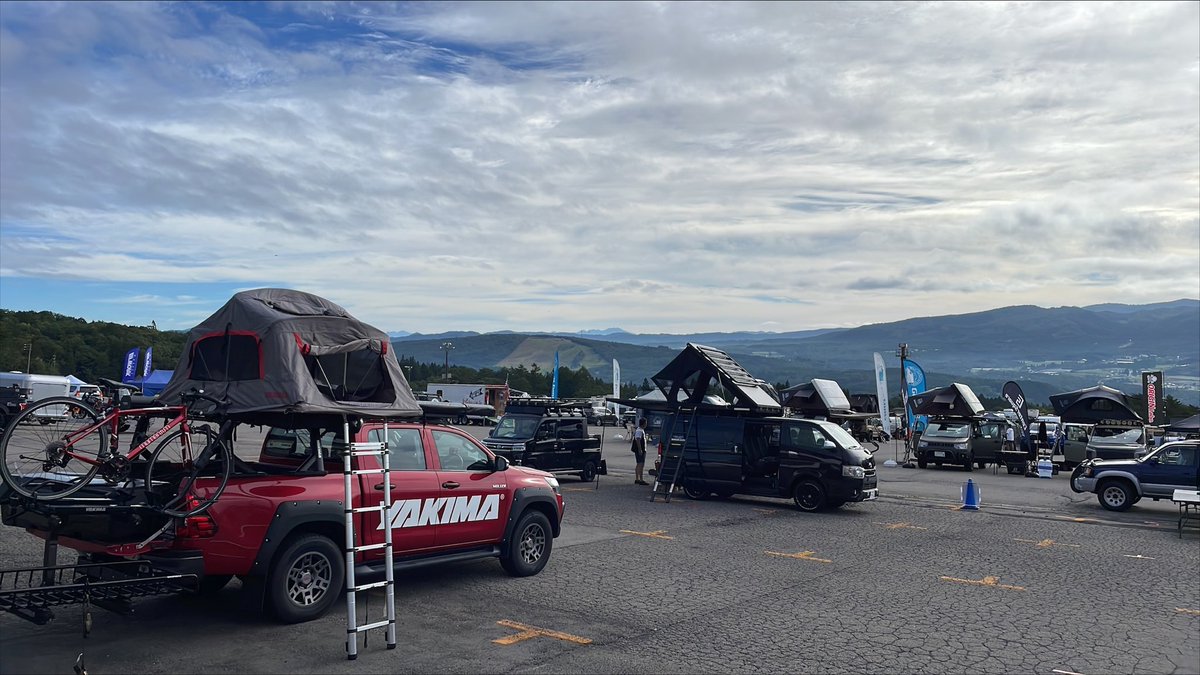 AUTOPROZ_USA's tweet image. 岐阜県の高鷲スノーパークで行われている
VEHICLE STYLE FUN MEETINGに参加しています！

ブース番号18番
EXOギア満載です！

#オートプロズ #autoproz
#vehiclestyle #ビークルスタイル #ビークルスタイル2022
#ヤキマ #yakima #yakimaracks #EXOSystem
#ハイラックス #rav4 #外遊び #キャンプ