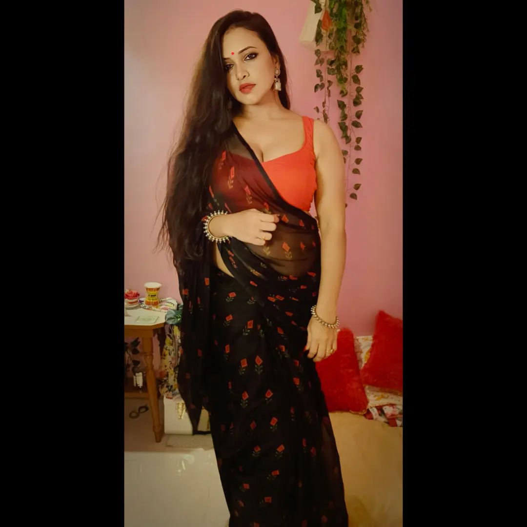 xm55801's tweet photo. @NotoriouSwati आपने खोला और हमने तुरंत डाल दिया 😉
फुर्सत में आइएगा https://t.co/d76tr4kIXR