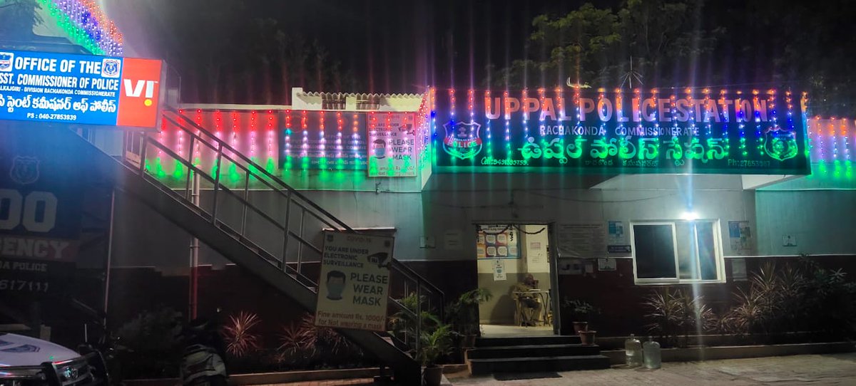 uppalps_'s tweet photo. In view of #TELANGANA_JATEEYA_SAMAIKYATA_VAJROTSAVALU #UPPAL_PS illuminated with #Tri_Colour.
Telangana State Police Cyberabad Police Commissionerate Hyderabad City Police DCP Malkajgiri Rachakonda DCP Malkajgiri Rachakonda DCP Bhongir Rachakonda Rachakonda Traffic Police https://t.co/VC3EA0wmD5
