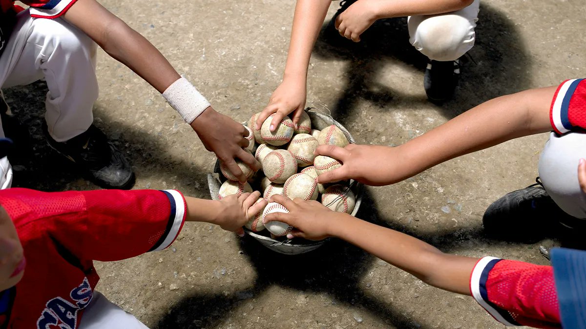 So many ideas for developing relationships as a buffer against burnout and stress, from HBR. 

buff.ly/3qLiEyw 
#relationships #community