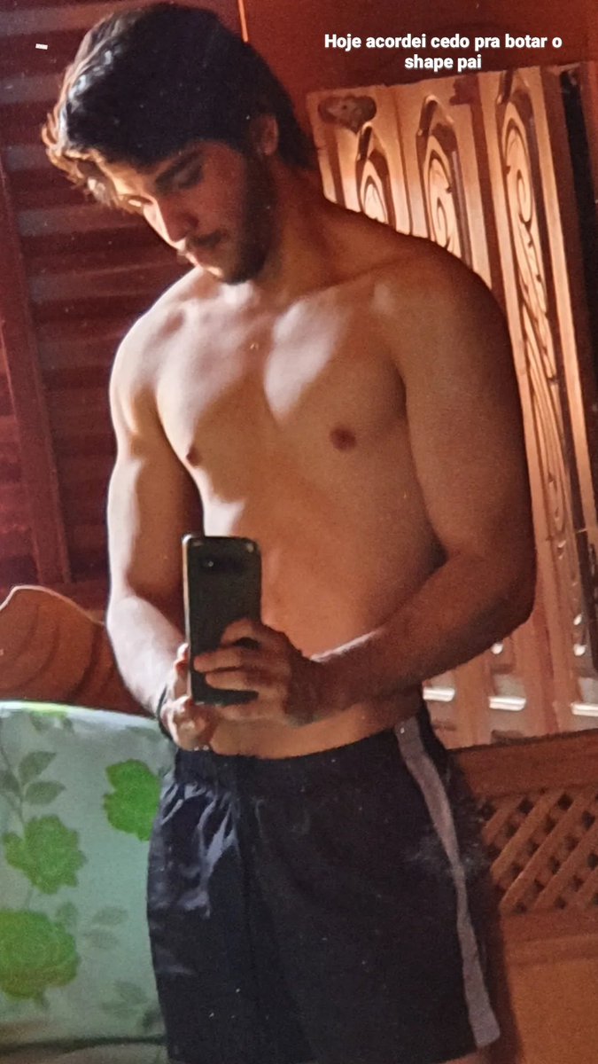 Matheusrib10's tweet photo. O shape do pai ta vindo.

#muscle #mucleboy #twink #chaser #selfie #lgbt #gay #boy #shape #bodyevolution #abs #strong https://t.co/h7zPBbWvdd