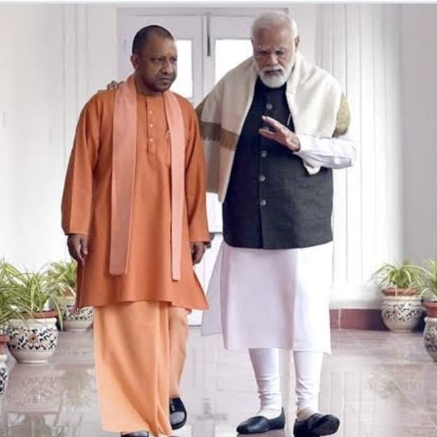 kumar098252's tweet photo. आदरणीय प्रधानमंत्री श्री नरेंद्र मोदी जी को जन्मदिन की हार्दिक शुभकामनाएँ। आप स्वस्थ और दीर्घायु रहें तथा आपके नेतृत्व में देश से भय, भूख और भ्रष्टाचार पूरी तरह समाप्त हो व हम पुनः विश्व गुरू का स्थान प्राप्त करें यही शुभकामनाएँ। #HappyBdayModiji https://t.co/FsQw7qbH2z
