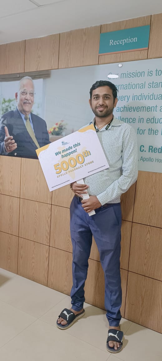 KrunalGodhani1's tweet photo. #ApolloPharmacyJourneyTo5000 #NothingIsImpossibleAtApollo https://t.co/7x4Gq88b8l