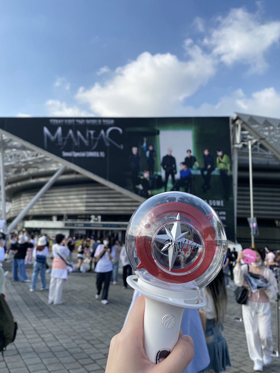 minunivers's tweet photo. All the Videos &amp; photos of Stray kids 2nd world tour MANIAC Seoul Special (UNVEIL 11) DAY 1 [220917] https://t.co/4CwJwVZEEI