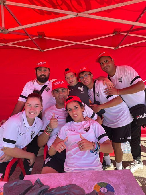 MalagaCF_en's tweet photo. FOUNDATION| Málaga Genuine collected over 400 kilos of waste from Peñón del Cuervo! 💙🤍

They joined the Mares Circulares campaign along with @CocaColaEP_es and @auladelmar_ 🥰

➡️ https://t.co/2Bk69pWrNw

#MCFoundation | #MalaguistasXNaturaleza | #LovingOurOwn https://t.co/FoduPEdWpV