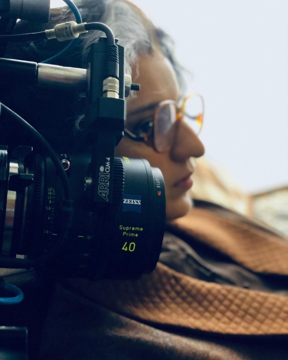 Koimoi's tweet photo. A sneak peek into Kangana Ranaut's look from Emergency! 

#koimoi #bollywood #kanganaranaut #look #IndiraGandhi #emergency #celebrity #film https://t.co/QD49iarlvr