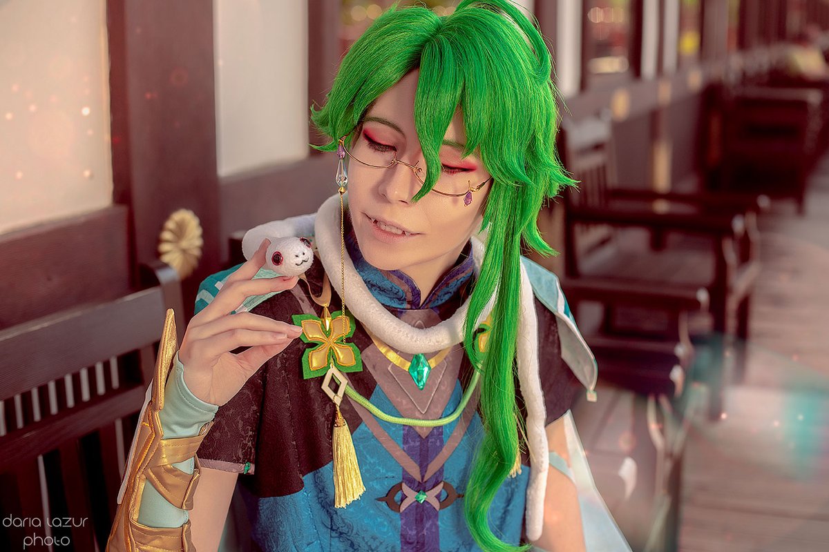 RisaHanako's tweet photo. А вот фотос🐍🌱💚✨

#GenshinImpact #Genshin #Genshin_Impact #cosplay #Baizhu #GenshinImpactcosplay https://t.co/GqXfps75kZ