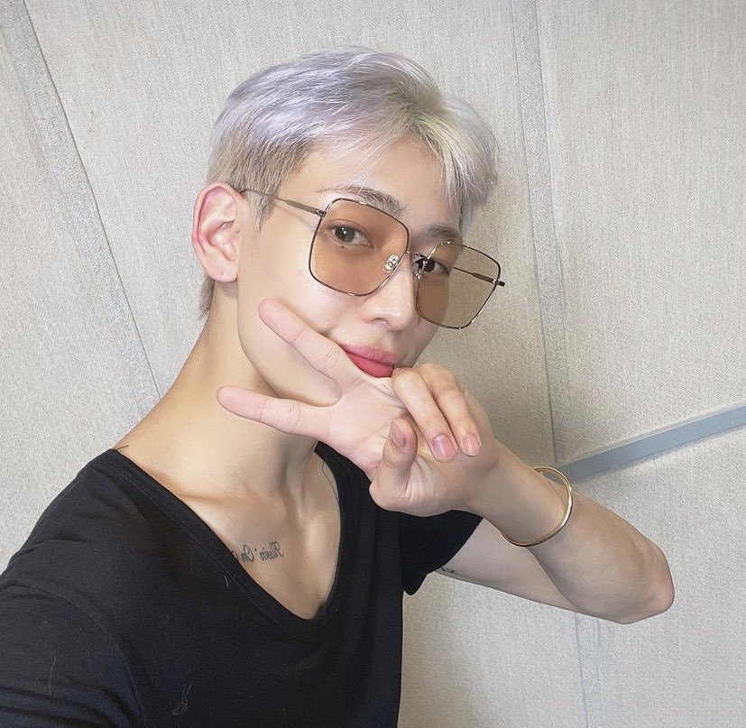 may1a997's tweet photo. ความสดใสของโลกใบนี้💚💜 https://t.co/P3TsvtERL2