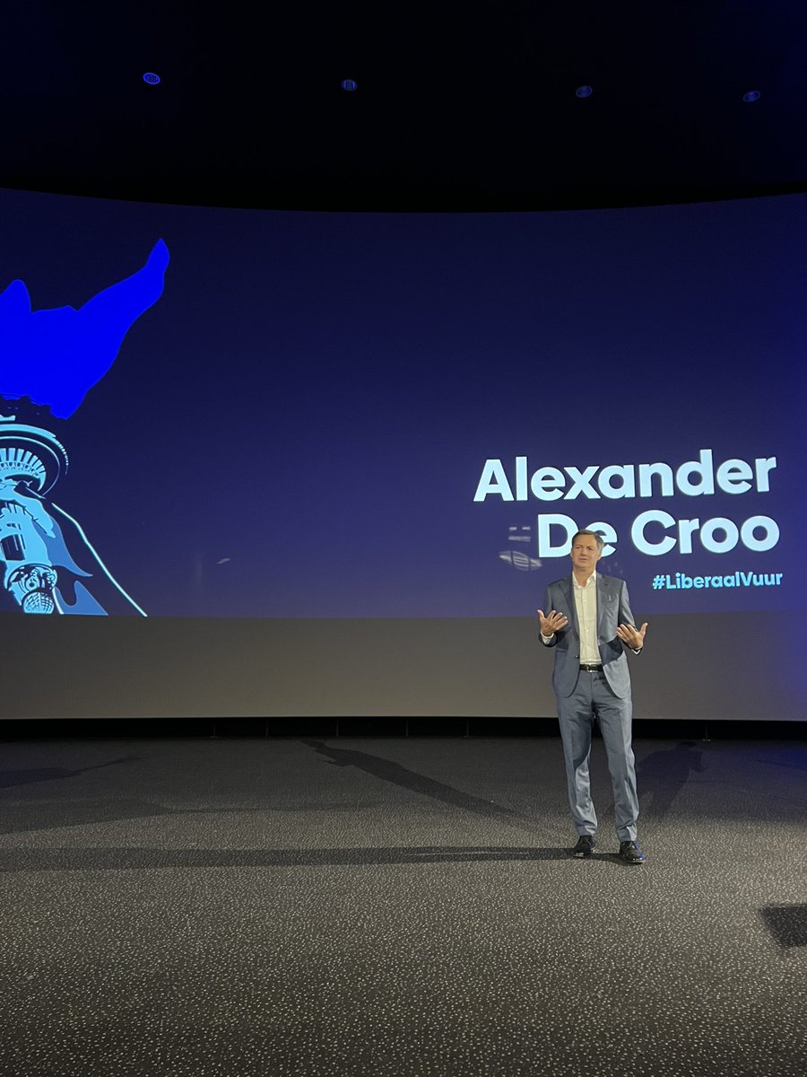 Sterke <a href="/alexanderdecroo/">Alexander De Croo 🇺🇳</a> op #LiberaalVuur 💙🔥 : ‘Terug geloven om zaken mogelijk te maken, niet prediken dat niets meer kan en alles onmogelijk is.’

Hoop, perspectief en vrijheid bieden. Dat is de kern van ons liberaal verhaal.