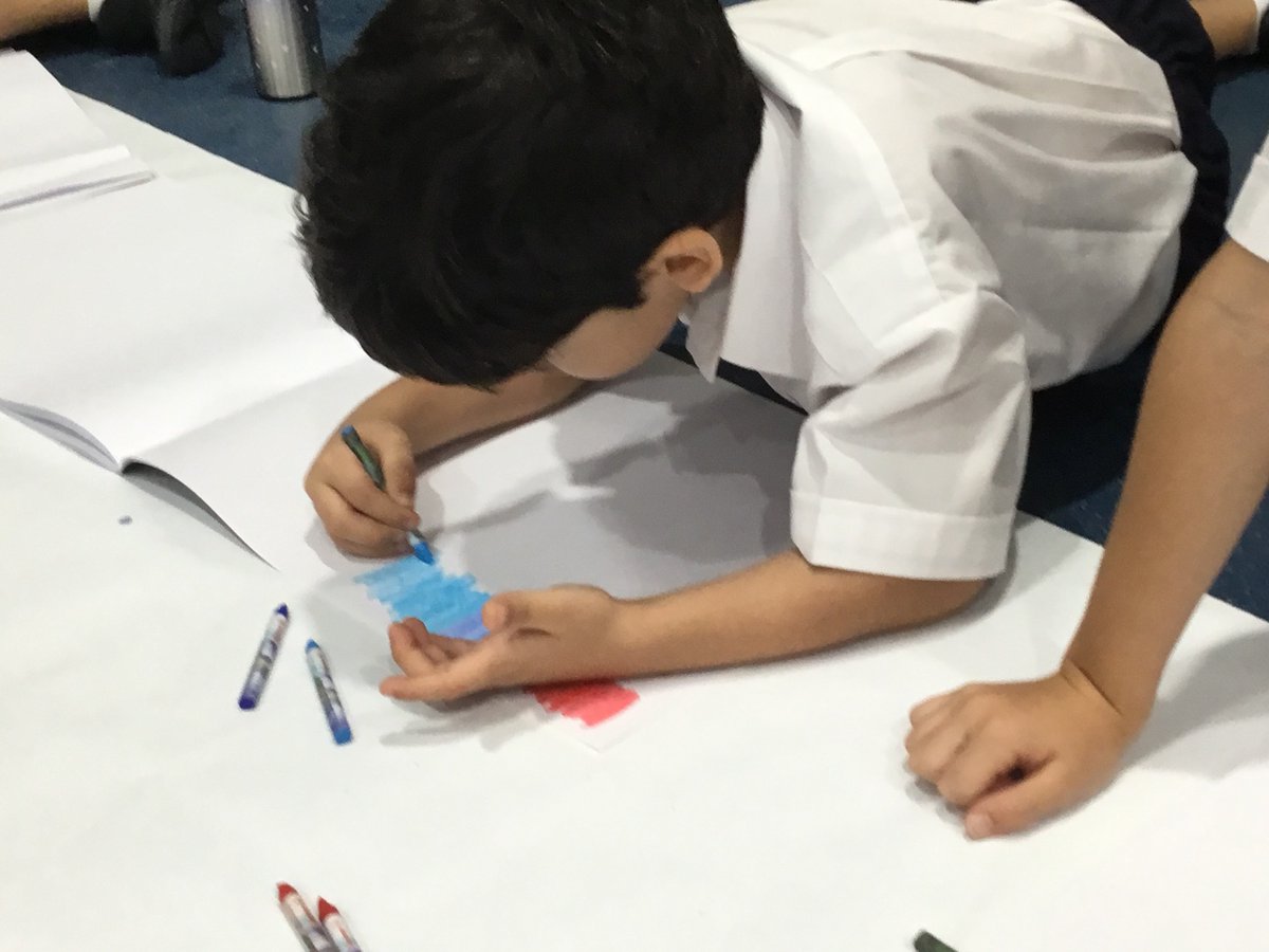 BSMuscatY2's tweet image. Year 2 have been practising our blending skills in art - inspired by our reading book ‘The Day the Crayons Quit’. 
@BSMuscat 
@BSMuscatPrimary