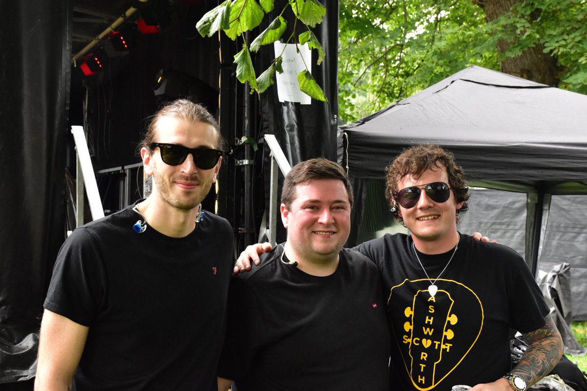 The lads!

📸@stonedeadstudios

#guitar #guitarist #guitarplayer #songwriting #songwriter #newmusic #newmusiccomingsoon #livemusic #rock #indie #indiemusic #rocknroll #gig #gigging #Scotland #Scottish #marshall #marshallcode50 #marshallamps