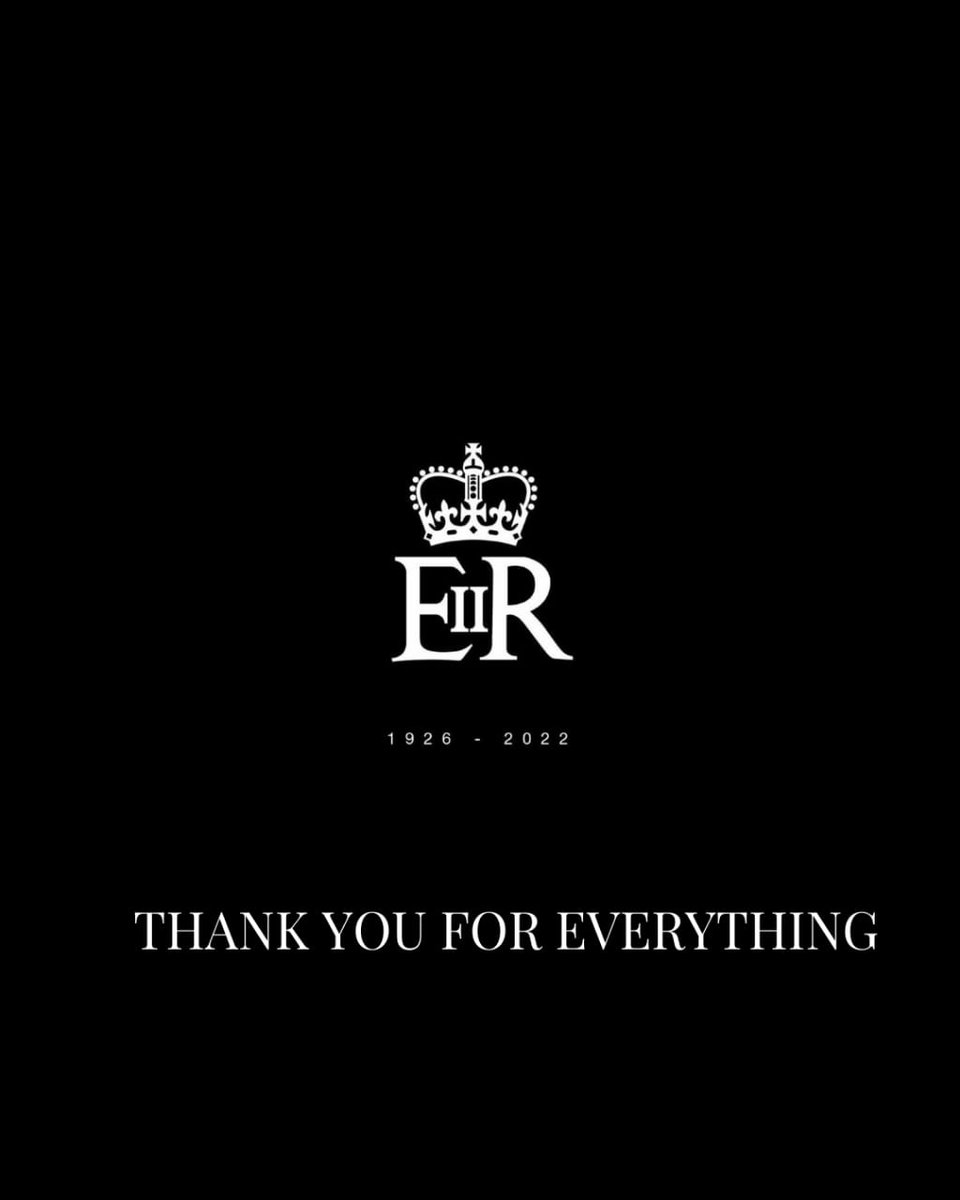 Thank you for everything 🇬🇧
#Queen #QueenElizabethII #buckinhampalace #RIP #Respect