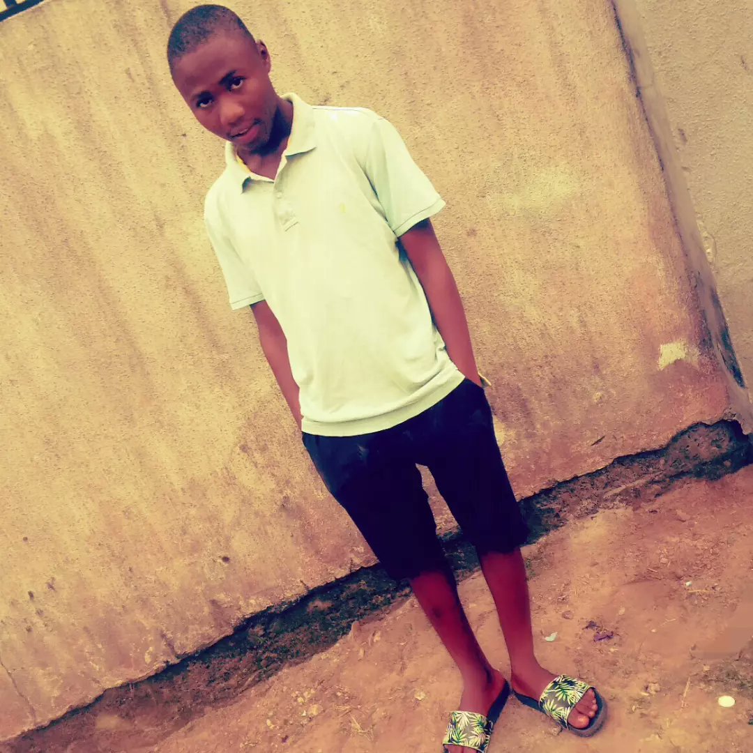Badboytarko's tweet photo. Now look at the boy at 17yrs old https://t.co/CeujCOs6zm