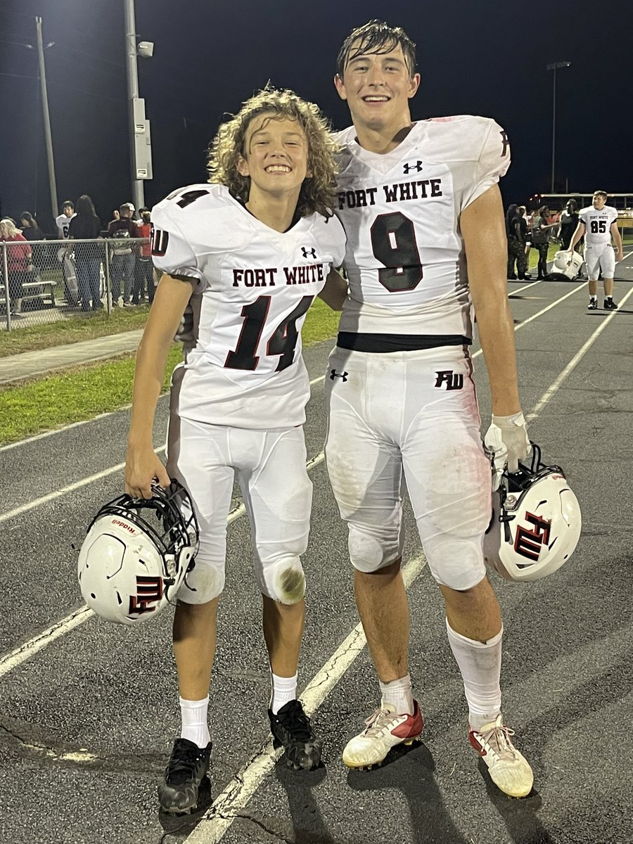 FW wins 45-6 ! Had several solid tackles and lots of QB pressures. Little bro <a href="/GiddensAshton/">Ashton Giddens</a> held it down as Safety in the 4th with a solid pass break up to end the game. #tiwahe